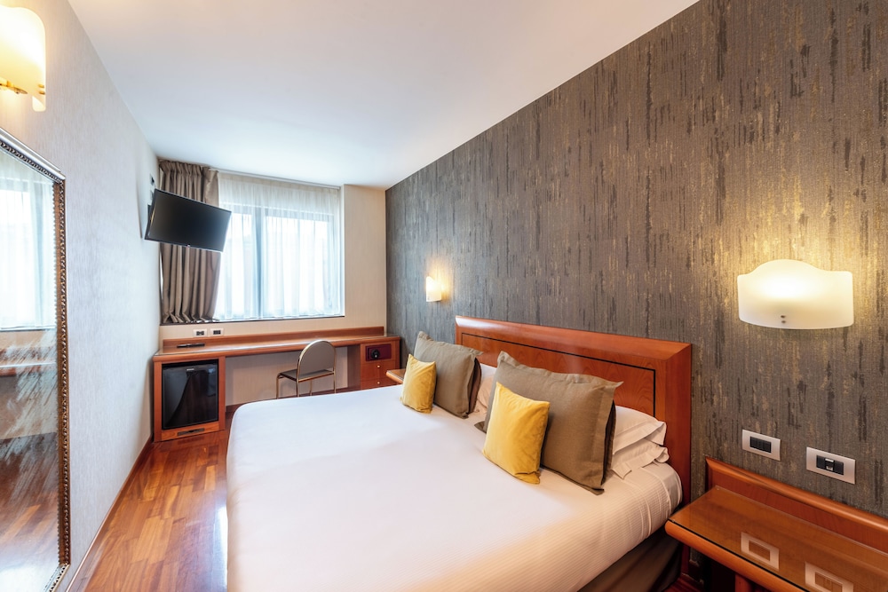 Classic Double or Twin Room - Photo 1