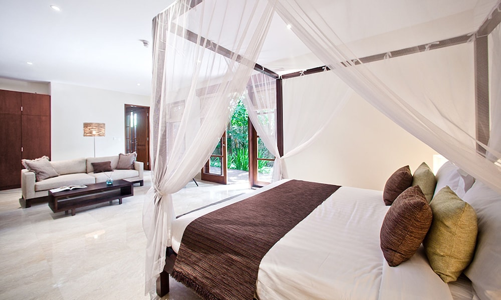 Luxury Villa, 2 Bedrooms, Private Pool photo 1