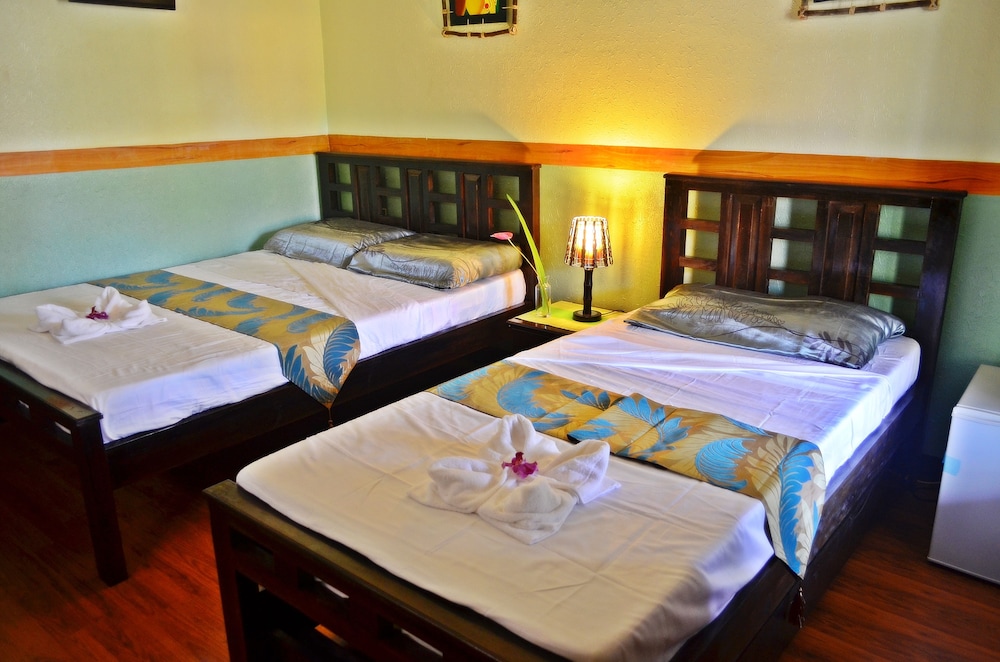 Family Room, 2 Double Beds photo 1