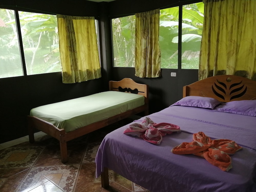Standard Twin Room, 2 Twin Beds, Garden View photo 3
