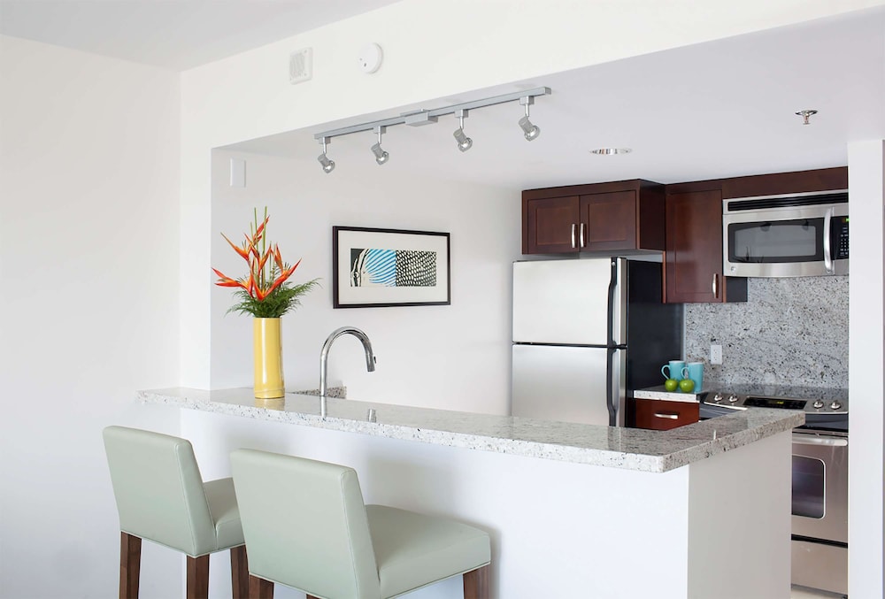Luxury Ocean View - Photo 2