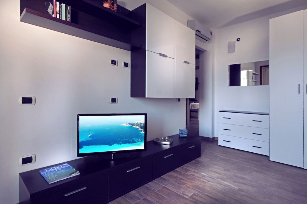 Double Room, Balcony, Sea View photo 2