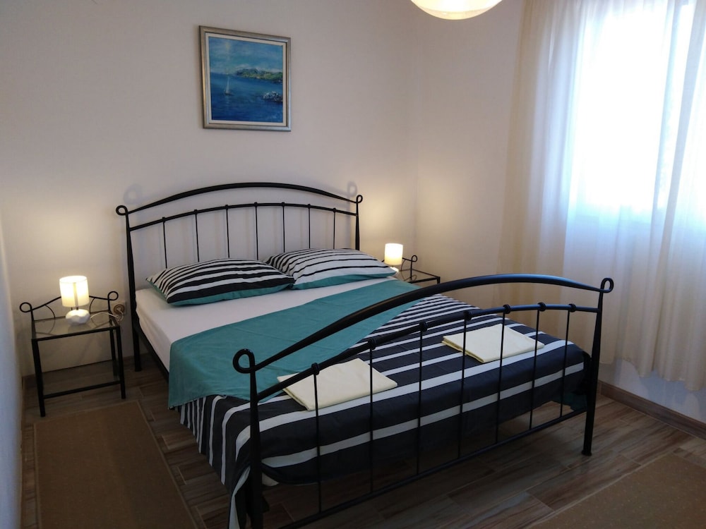 Apartment (Two Bedroom Apartment With Terrace An) photo 1