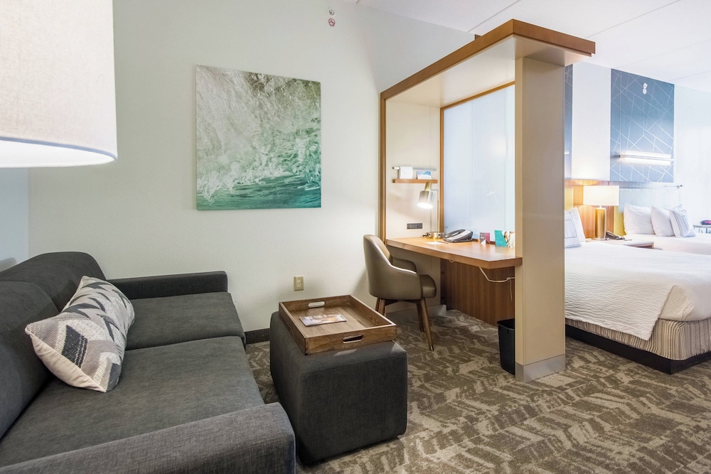 Suite, Multiple Beds - Photo 1