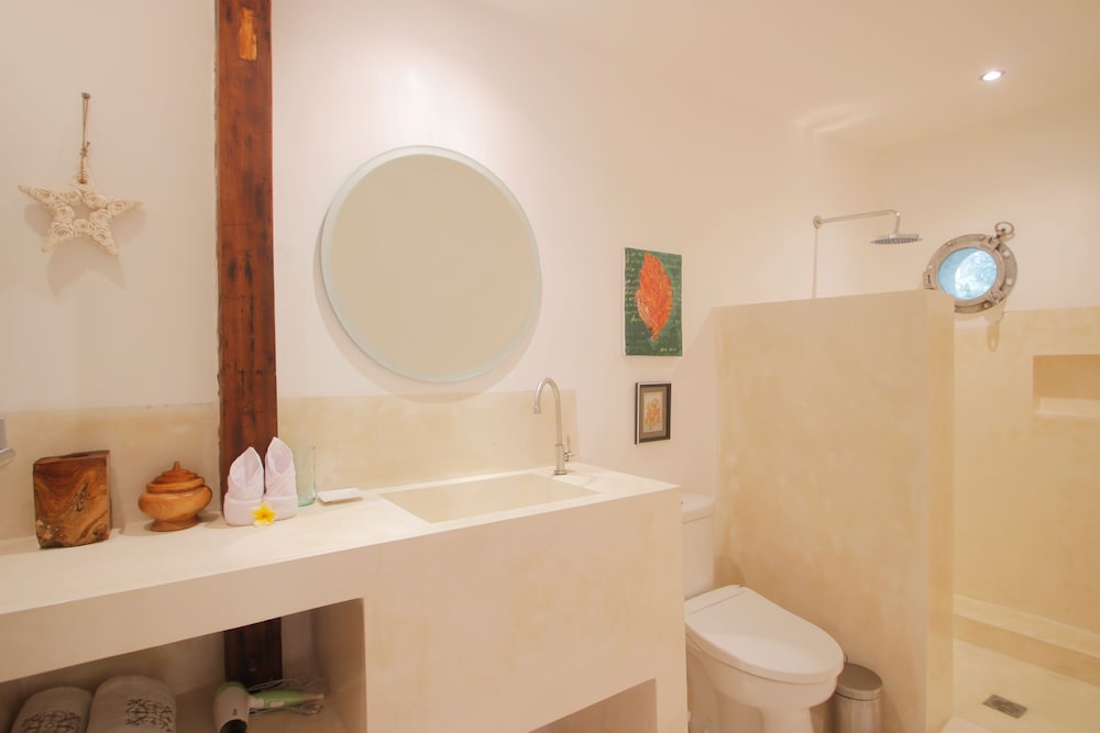 Luxury Villa, 2 Bedrooms - Photo 13
