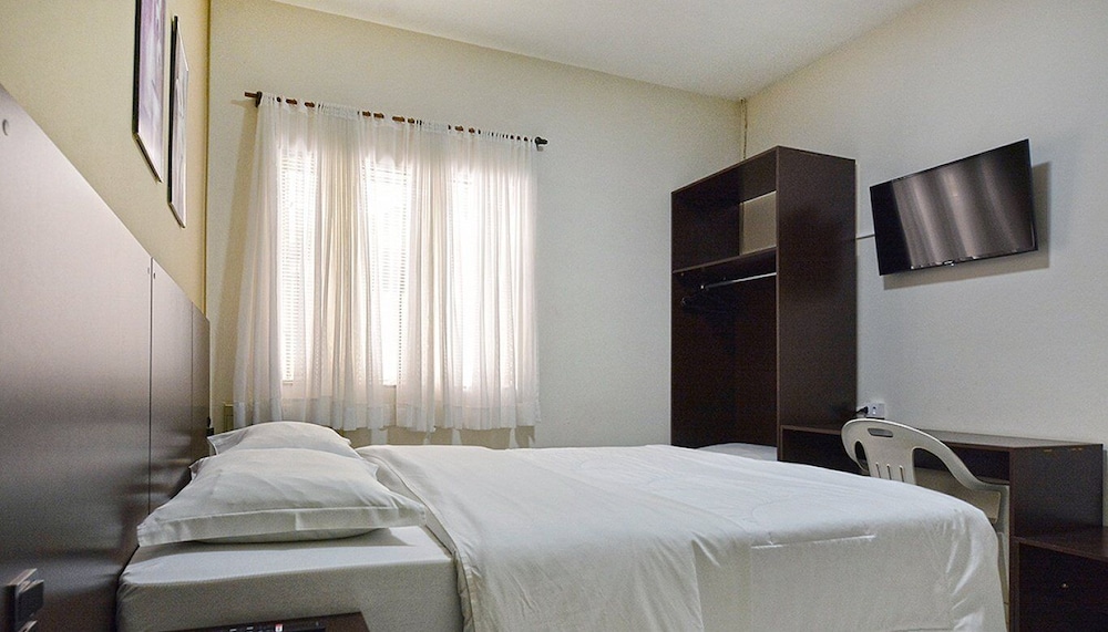 Double or Twin Room photo 1