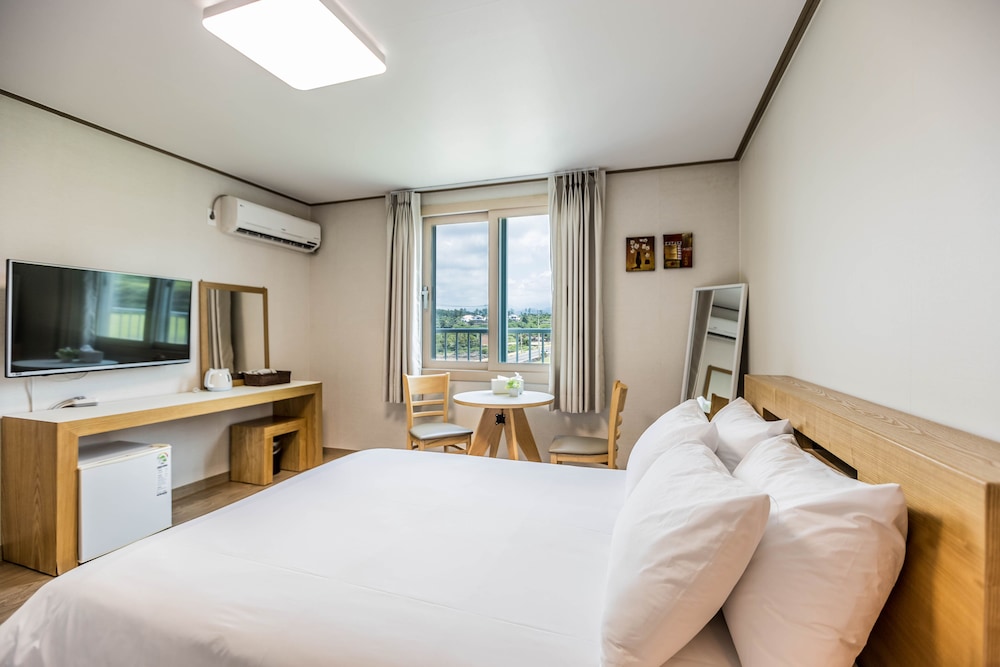 Standard Double Room photo 3