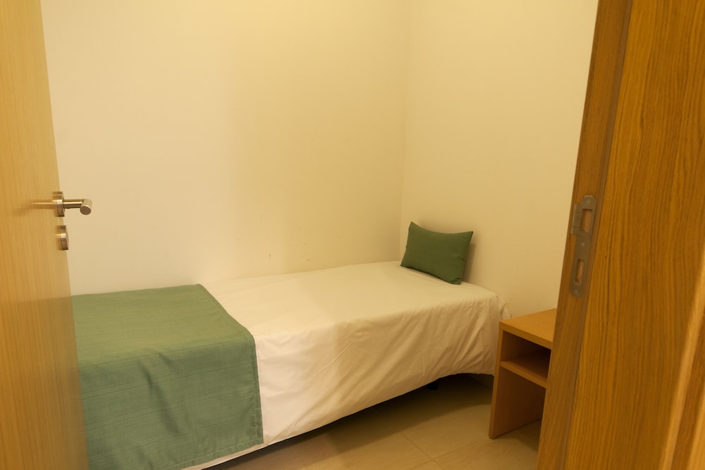 Available room