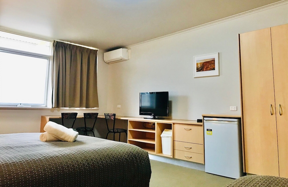 Standard Twin Room photo 2