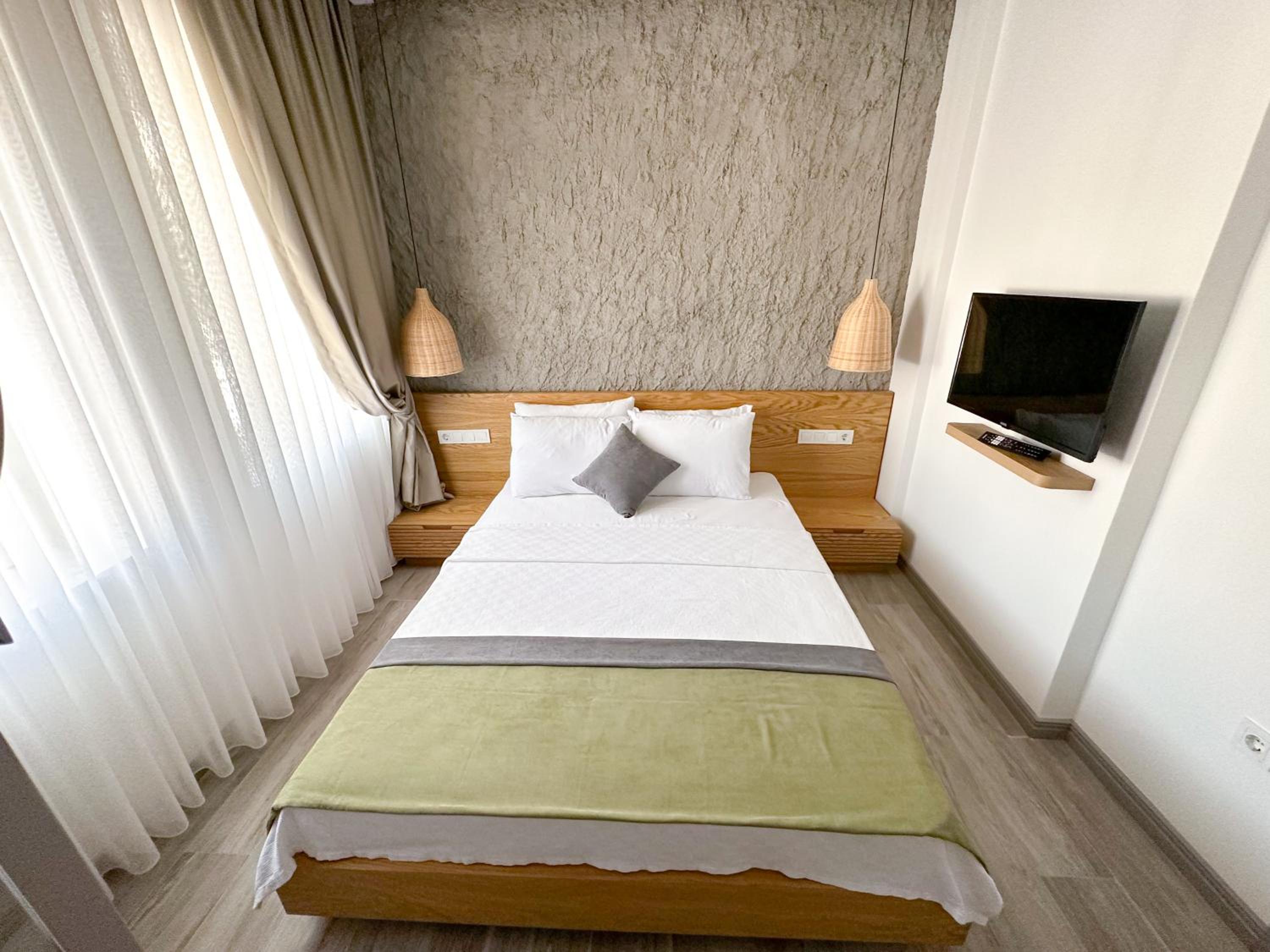 Standard Double Room - Photo 2