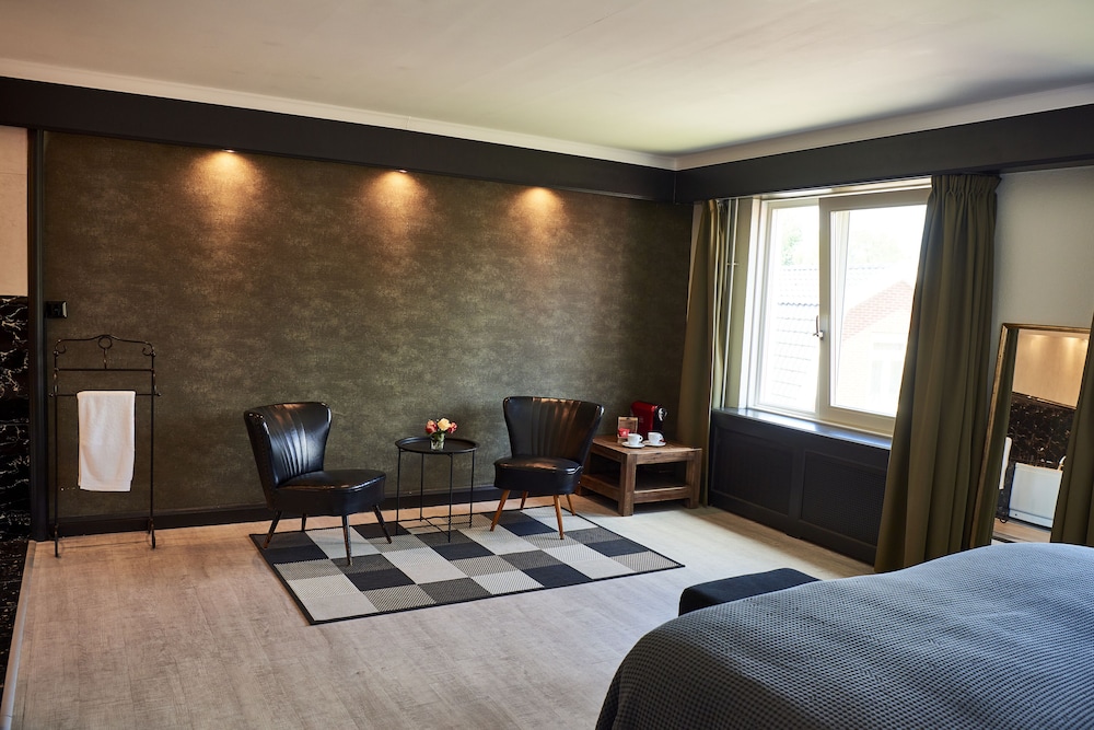 Deluxe Double Room photo 3