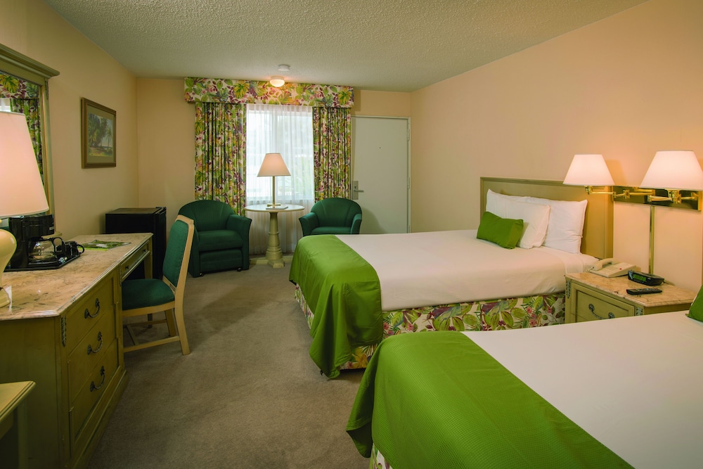 Standard Room, 2 Double Beds photo 2