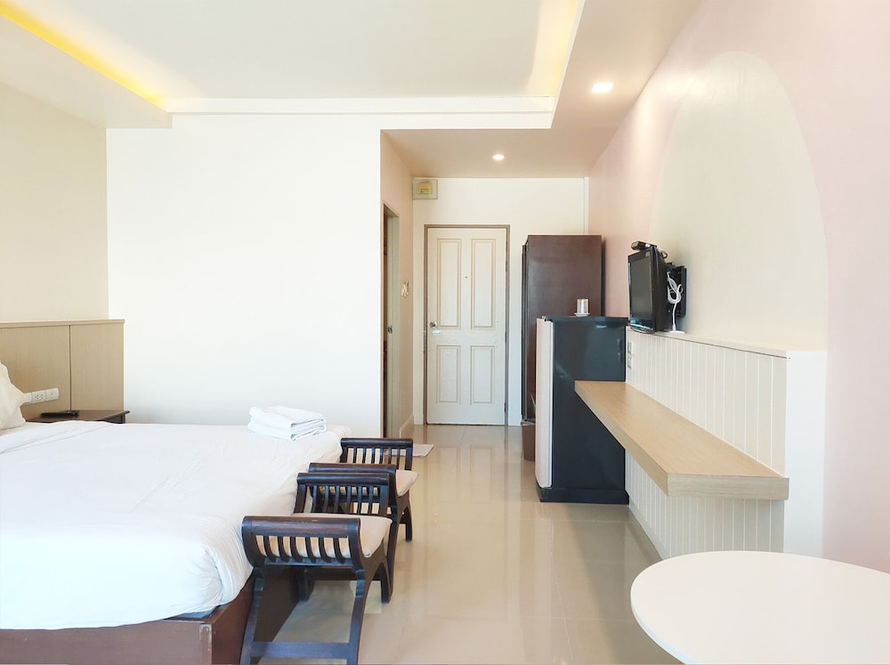 Standard Double Room - Photo 5