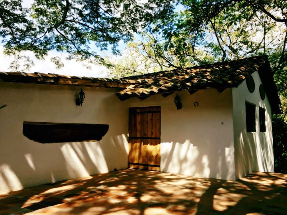 Standard Quadruple Room, 1 Bedroom, Garden View photo 3