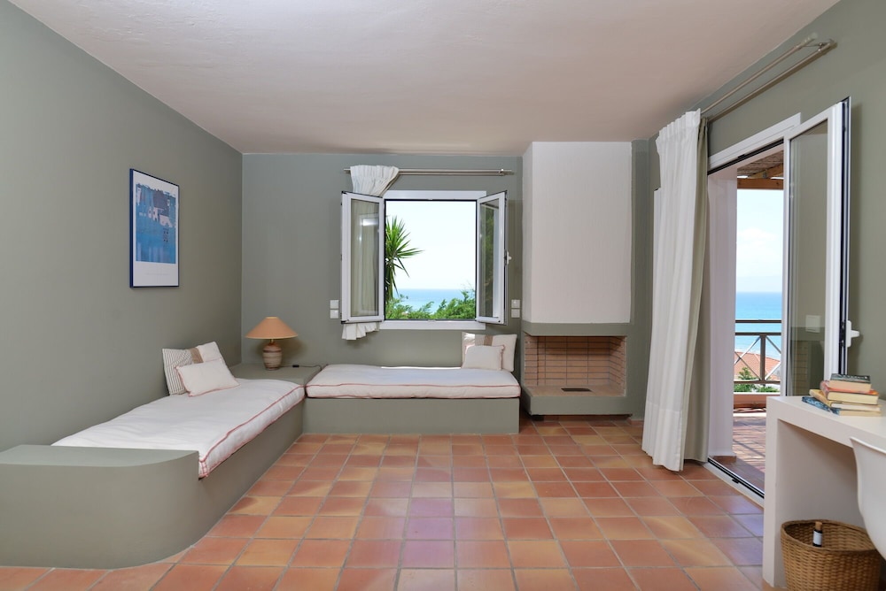 Suite, Sea View photo 3