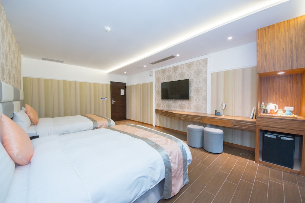 Deluxe Quadruple Room photo 3