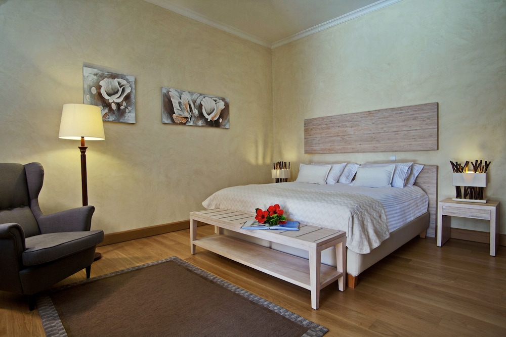 Suite (Athena) photo 1