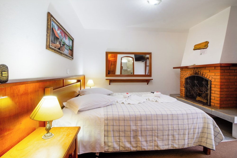 Standard Double or Twin Room photo 1