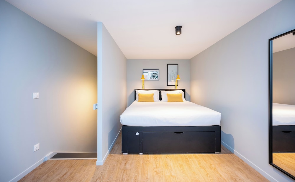 Studio Apartment Sleeps 3 - Photo 7