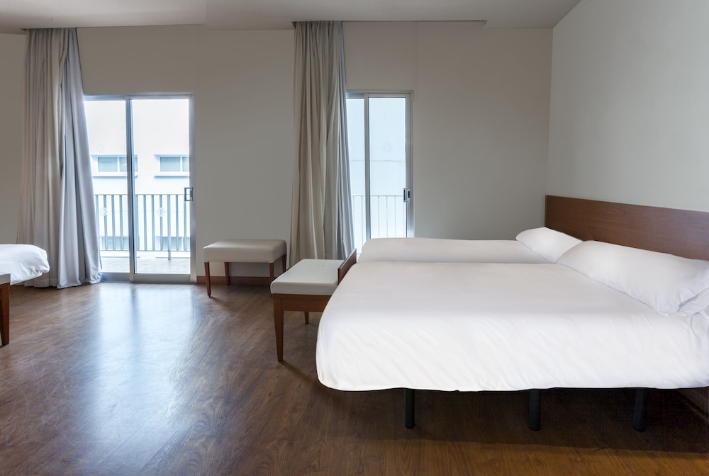 Quadruple Room, Balcony