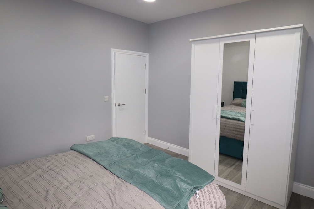 Apartment photo 2
