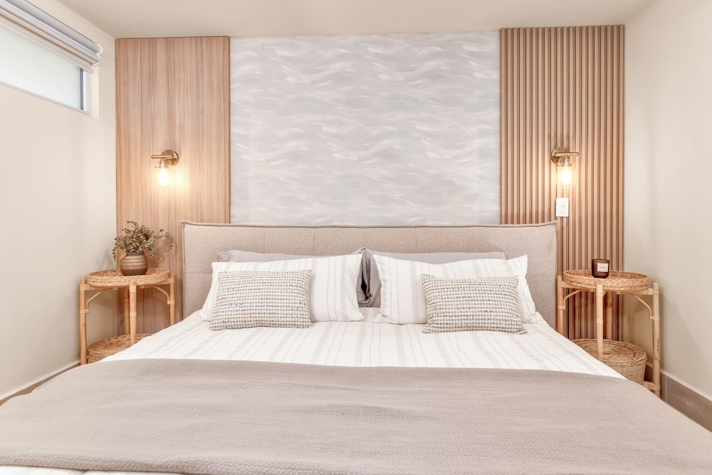 Luxury Apartment photo 3
