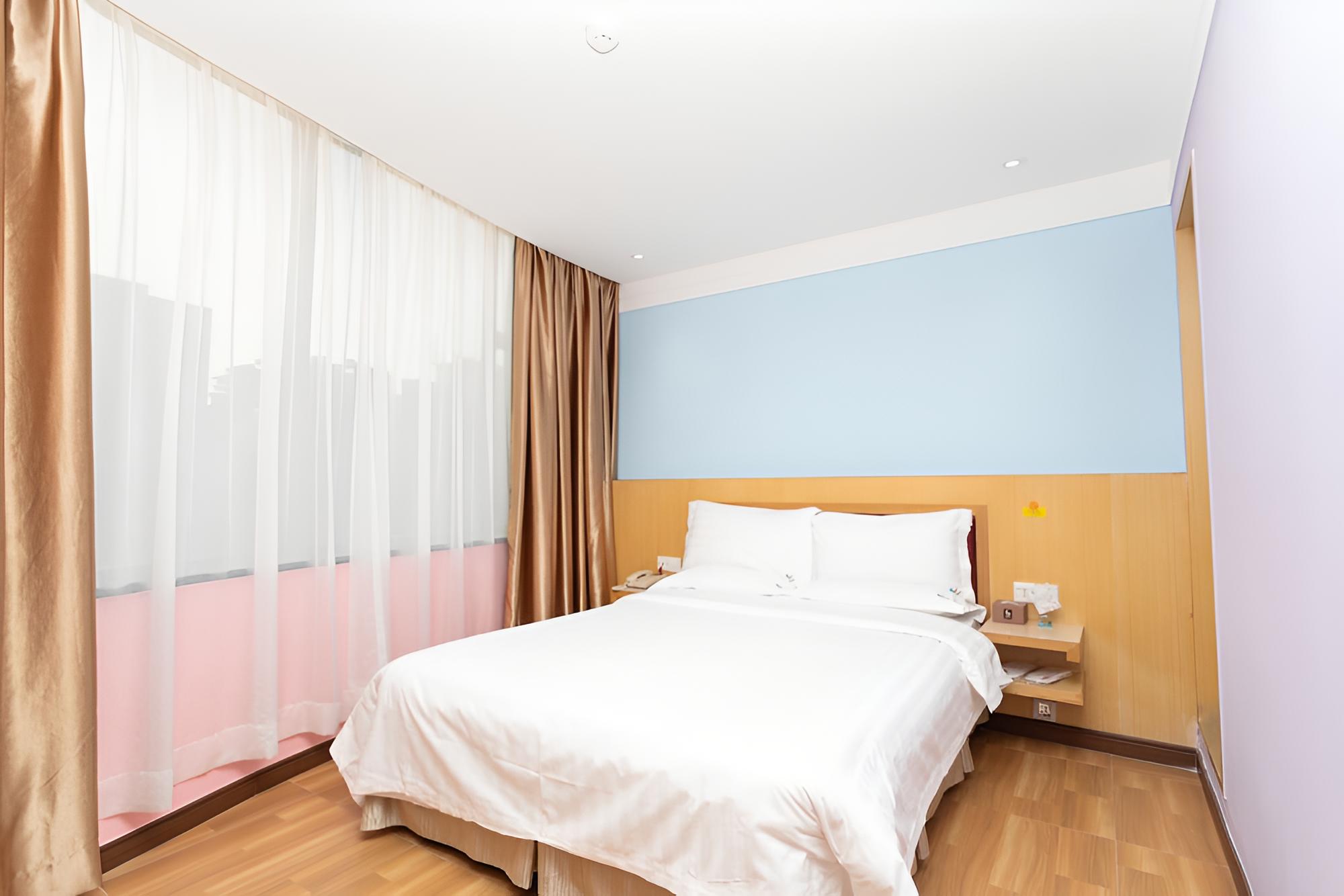 Standard Double Room photo 3