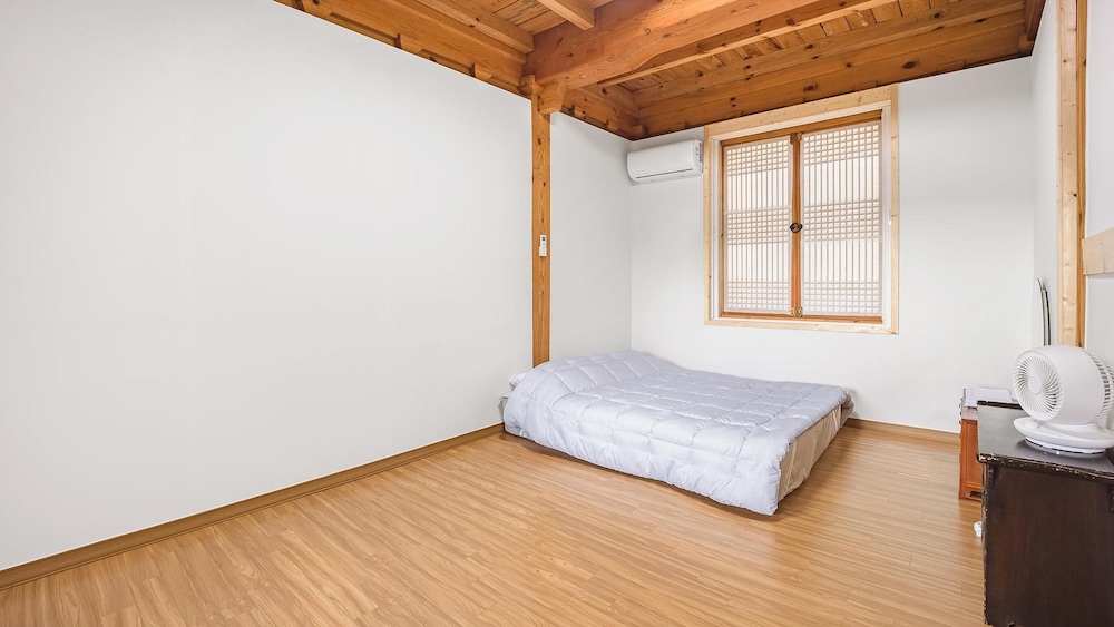 Basic Room, 2 Bedrooms (buyunogsil(2cheung)) photo 2