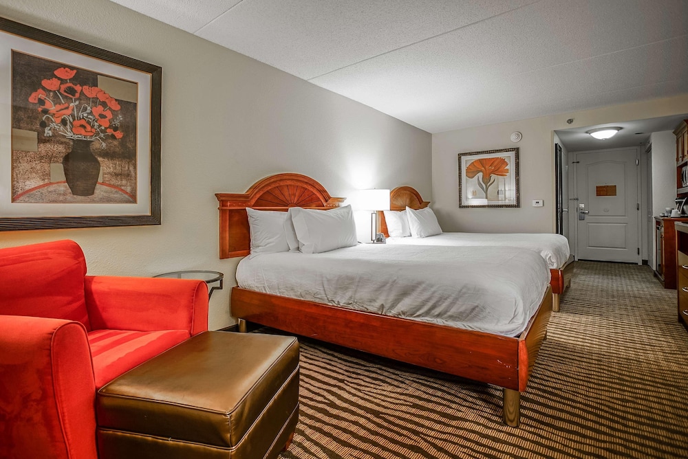 Room, 2 Double Beds, Non Smoking - Photo 2