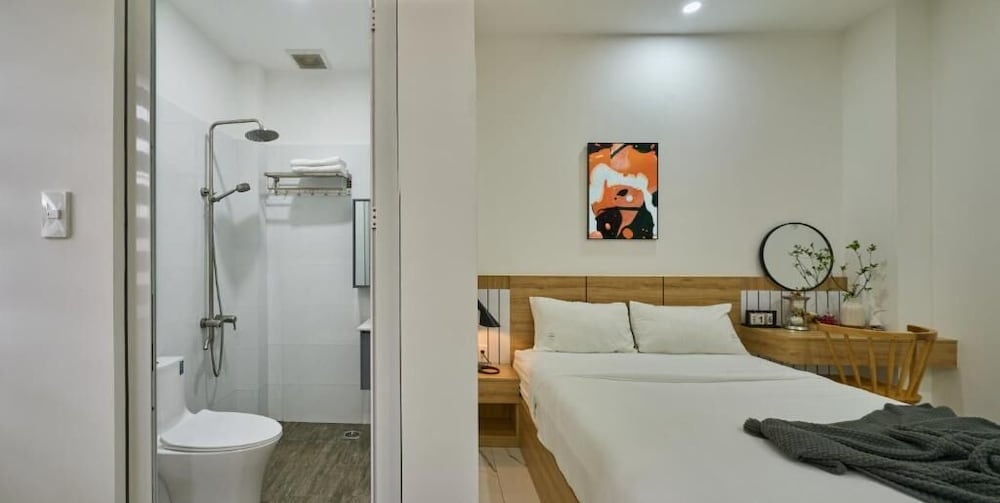 Standard Double Room, City View photo 2