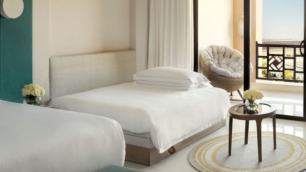 Premium Room, 1 King Bed, Garden View