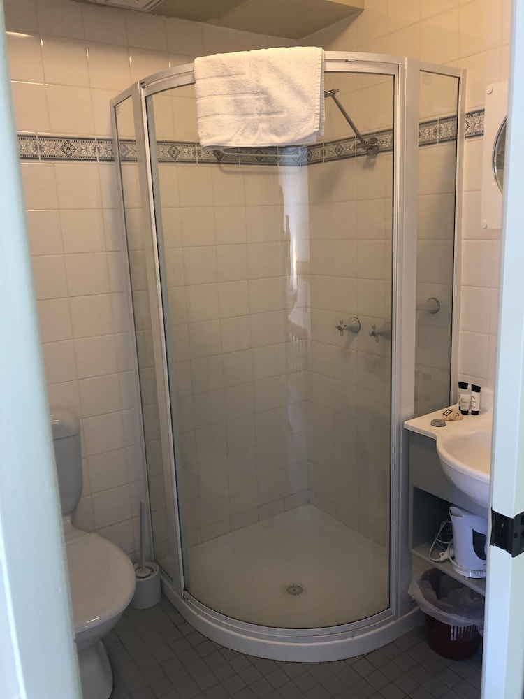 Basic Double Or Twin Room photo 2