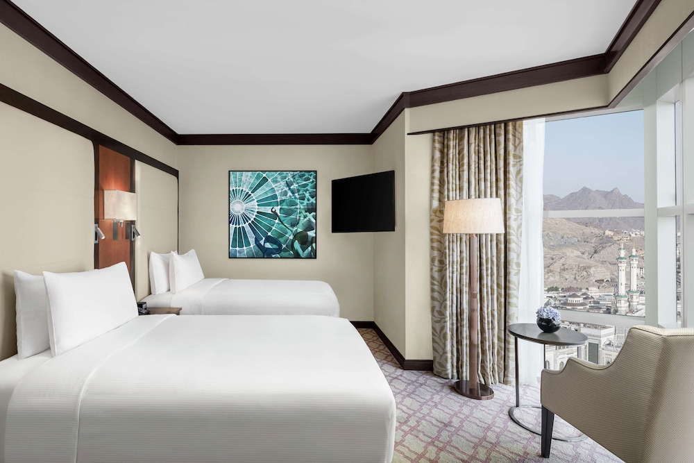 Junior Suite, 2 Twin Beds, Bay View