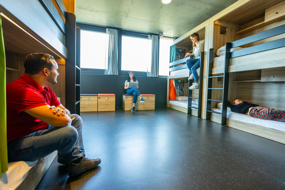 Private dormitory for 4 persons with private bathroom photo 3