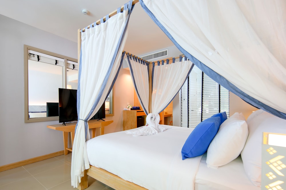 Pool Villa 2 Bedroom with Private Pool - Photo 18