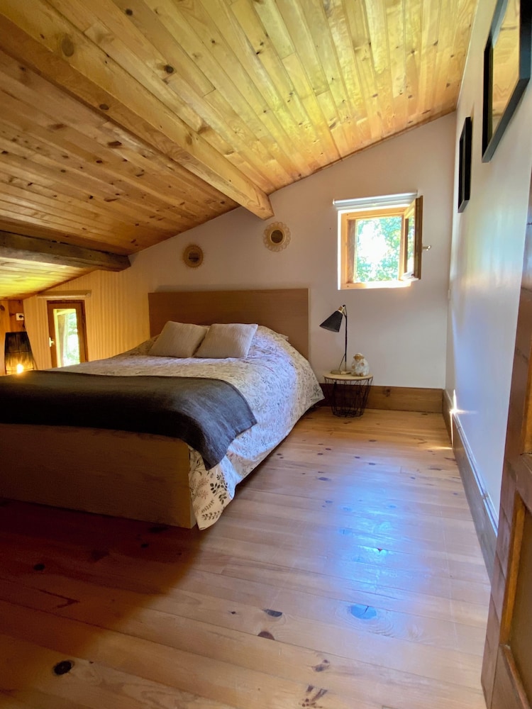 Standard Double Room, Garden View