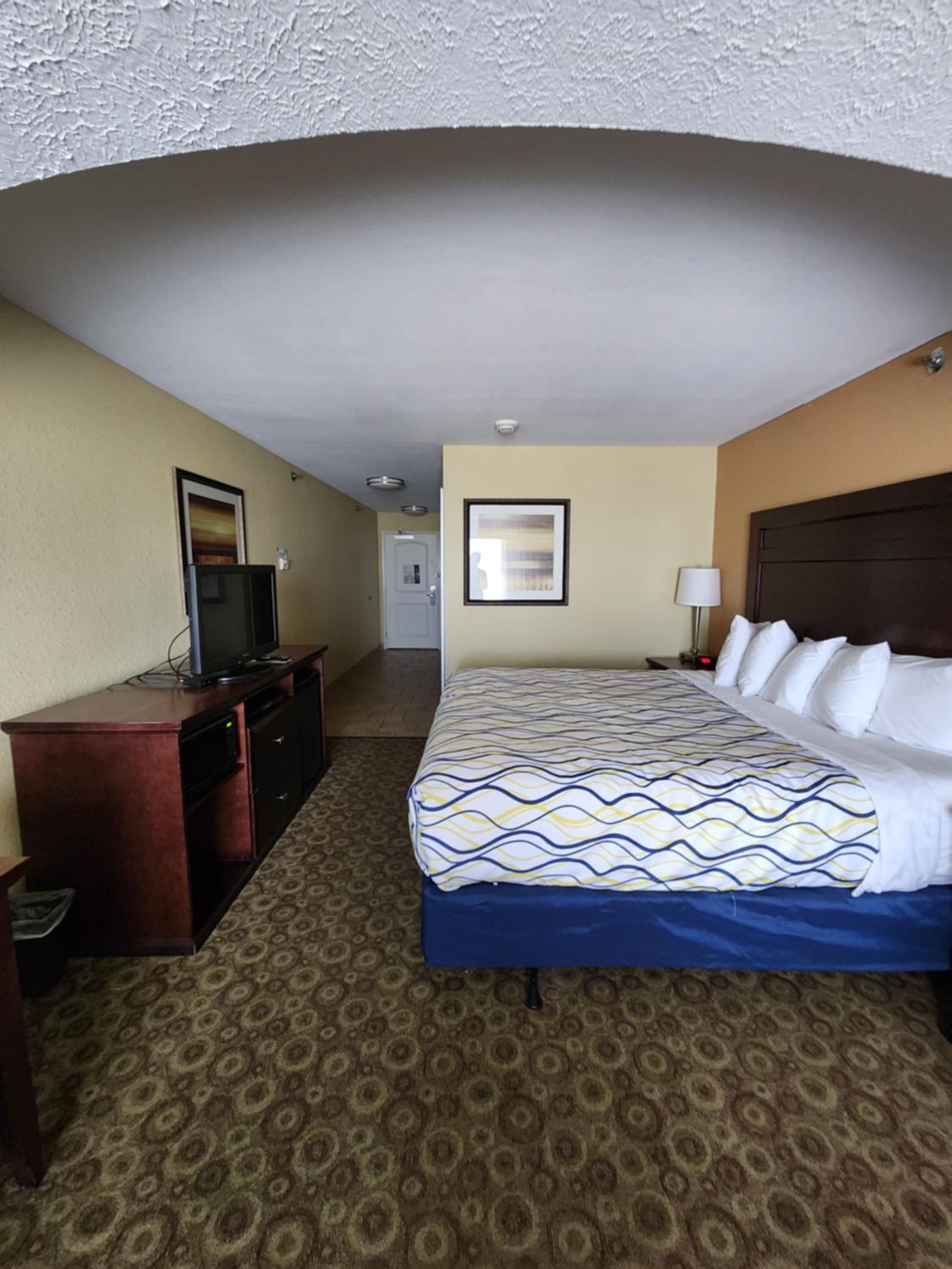 King Suite with Spa Bath