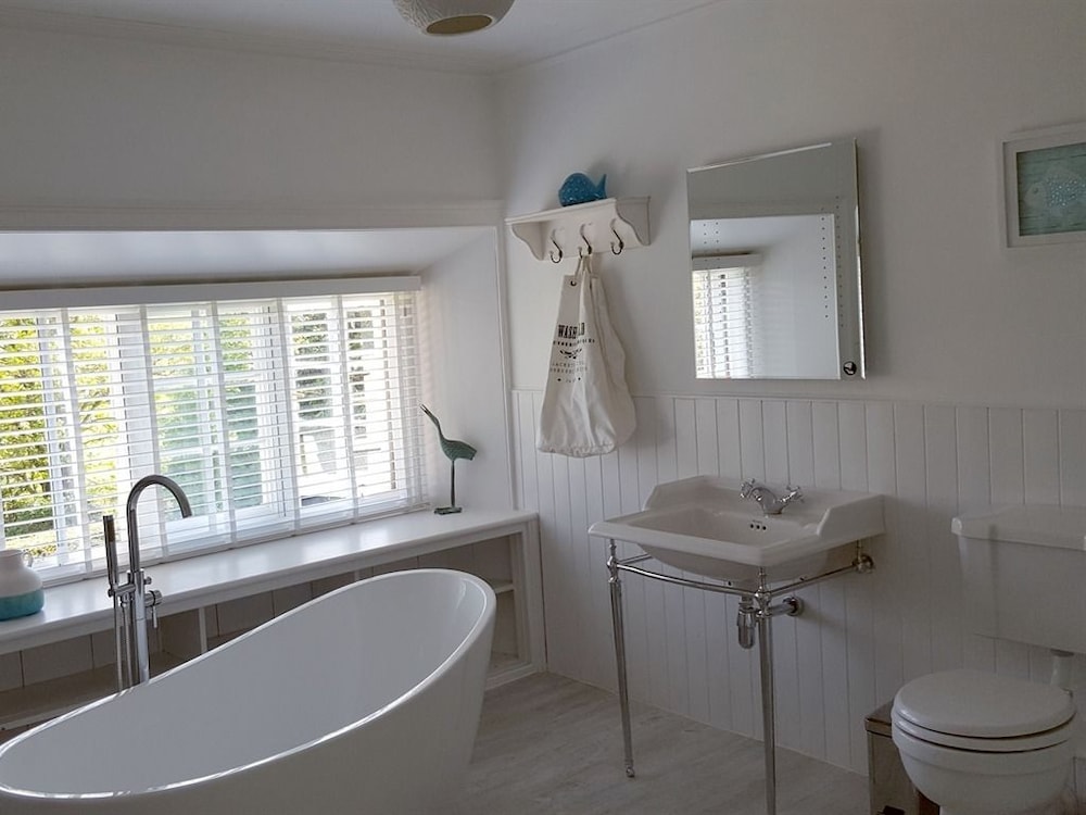 Double Or Twin Room, Ensuite (King-Size Bed) photo 2