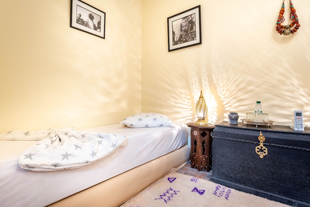 Standard Room - Photo 10