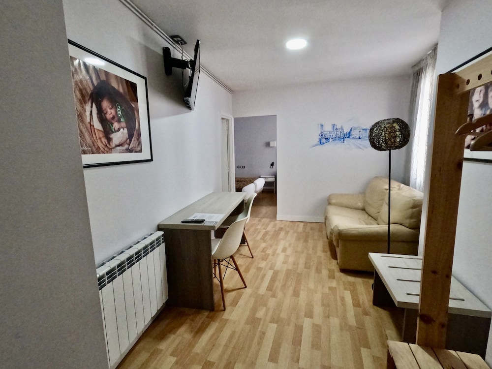 Family Room photo 2