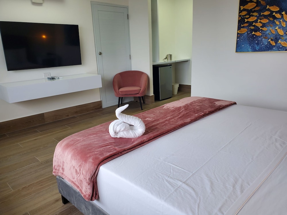Deluxe Single Room, Balcony, Ocean View photo 2