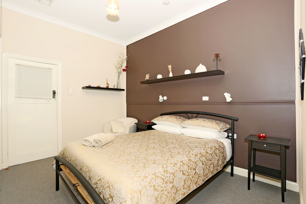 Superior House, Whole Of House photo 1