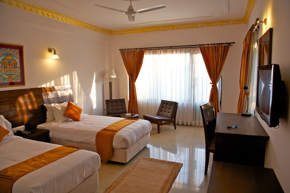 Deluxe Double or Twin Room - Photo 2