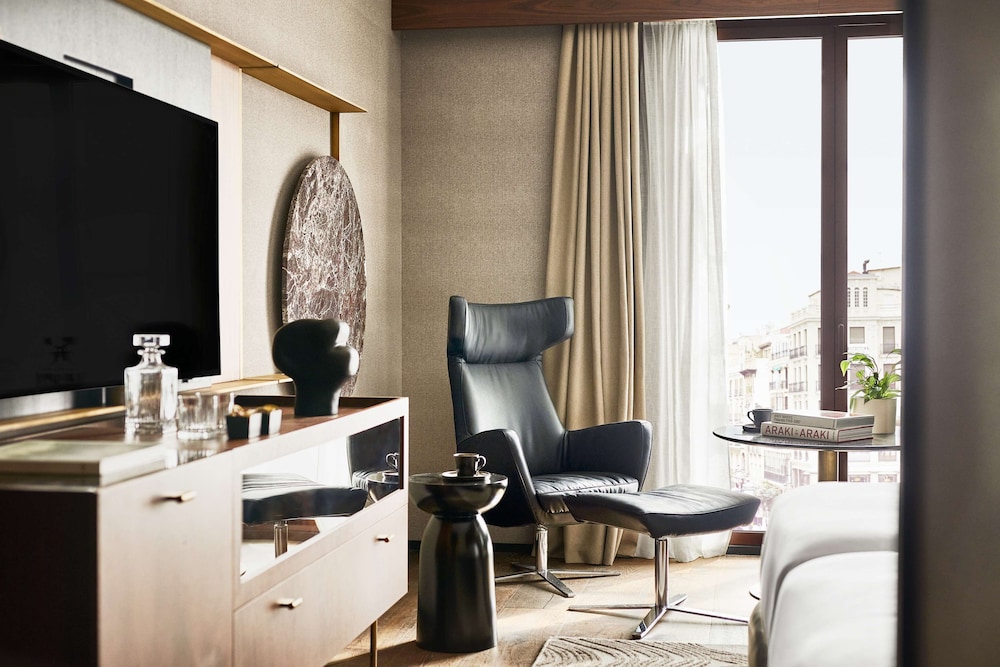 Room, 2 Twin Beds (City View)