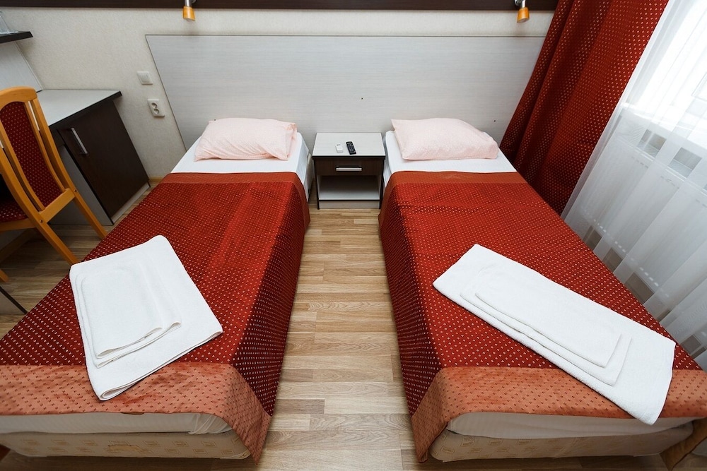 Standard Twin Room photo 2