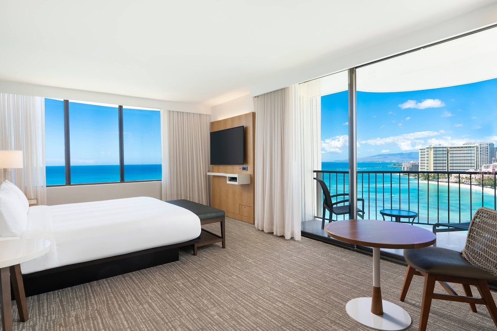 Junior Suite, 1 King Bed With Sofa Bed, Oceanfront