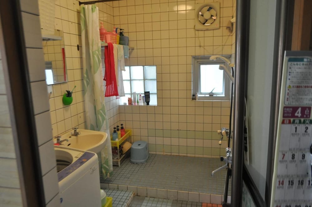 Japanese-Style Triple Room, Shared Bathroom photo 2