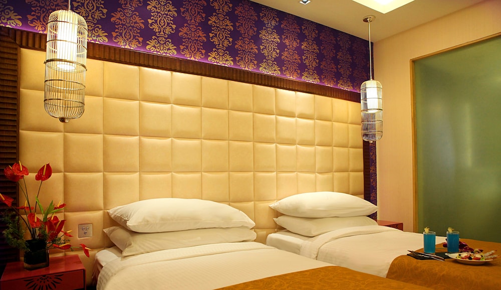 Club Room - Photo 8