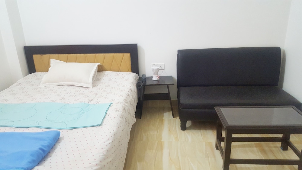 Economy Double Room photo 3