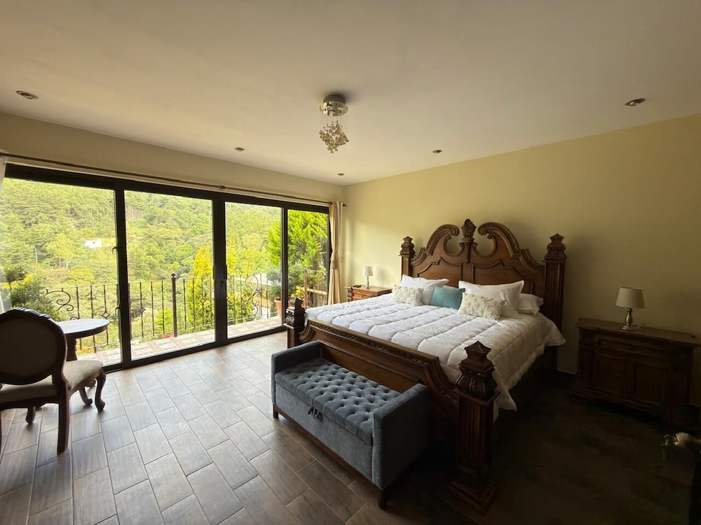 Luxury Suite, Garden View photo 1